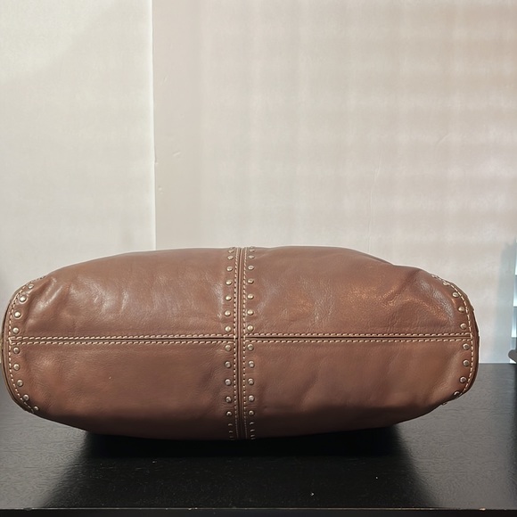 Michael Kors Uptown Astor Leather Bag in excellent pre owned condition - Picture 6 of 16